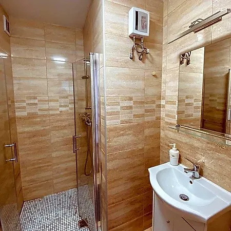 Hotel Owr Universal *